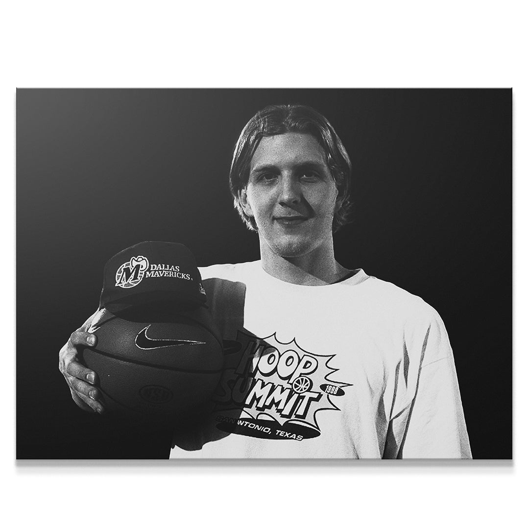 Dirk Nowitzki - 3 - IKONICK - NBA Legends