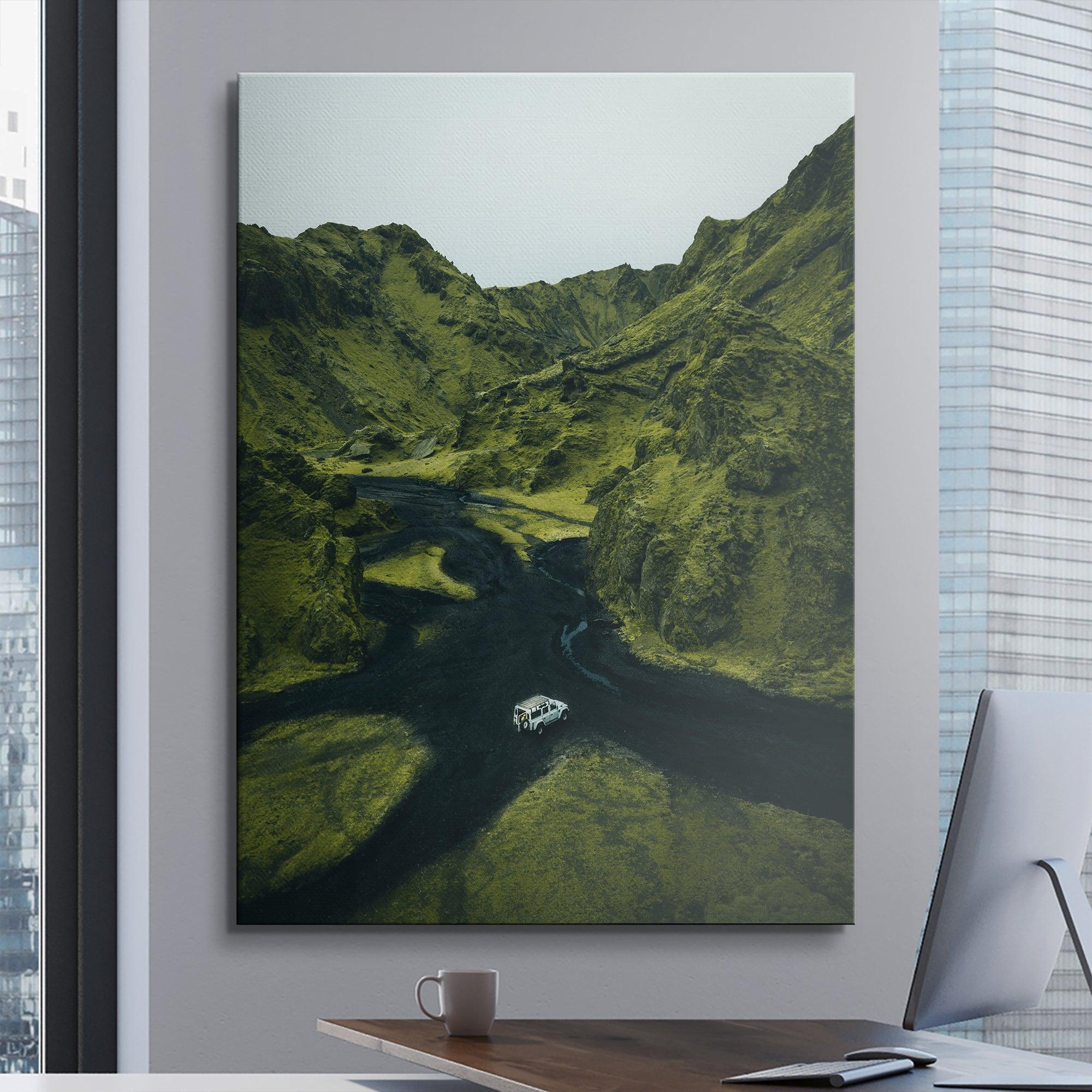 Adventure Awaits - IKONICK - Frederik Opdeweegh