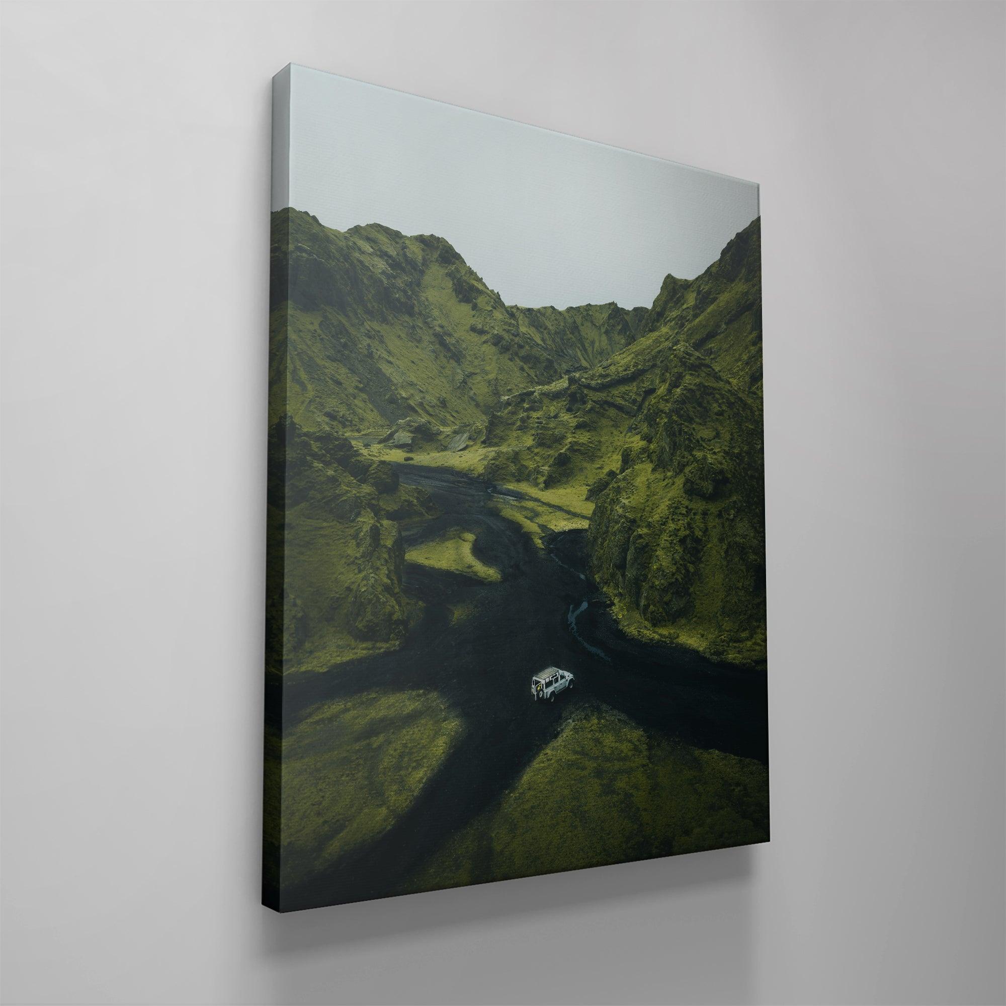 Adventure Awaits - IKONICK - Frederik Opdeweegh