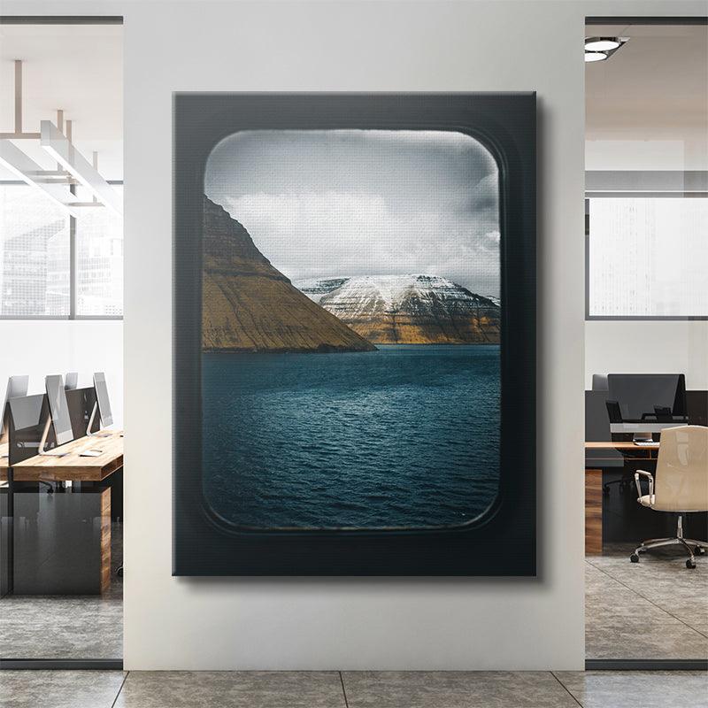 On A Ship - IKONICK - Frederik Opdeweegh