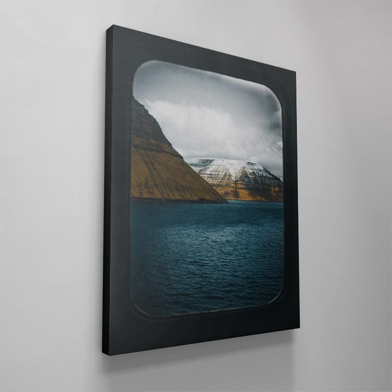 On A Ship - IKONICK - Frederik Opdeweegh