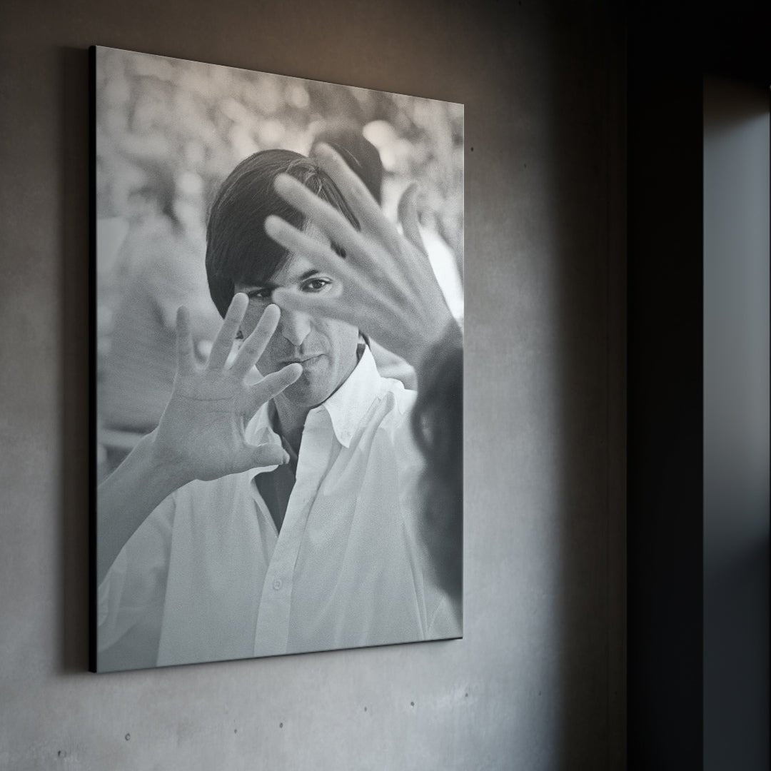 Outside The Box - IKONICK - Steve Jobs