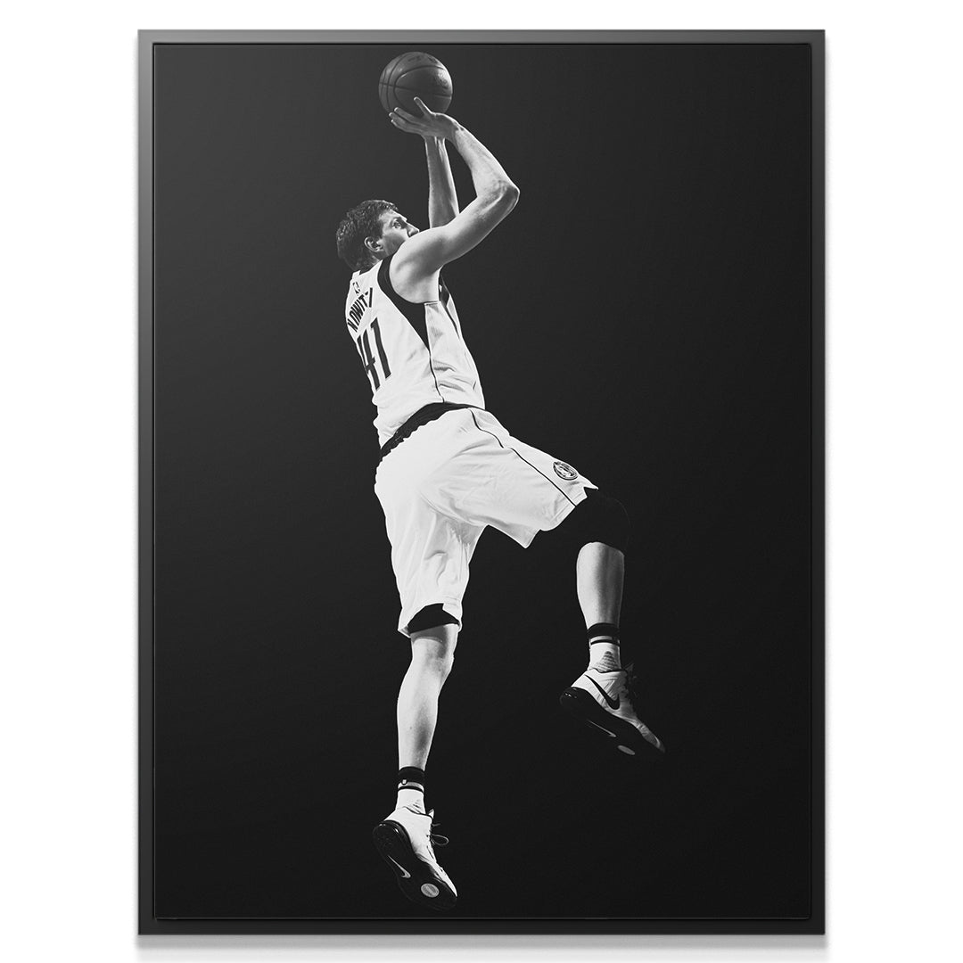Dirk Nowitzki - #4 - IKONICK - NBA Legends
