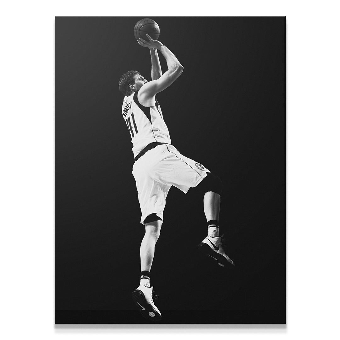Dirk Nowitzki - 4 - IKONICK - NBA Legends