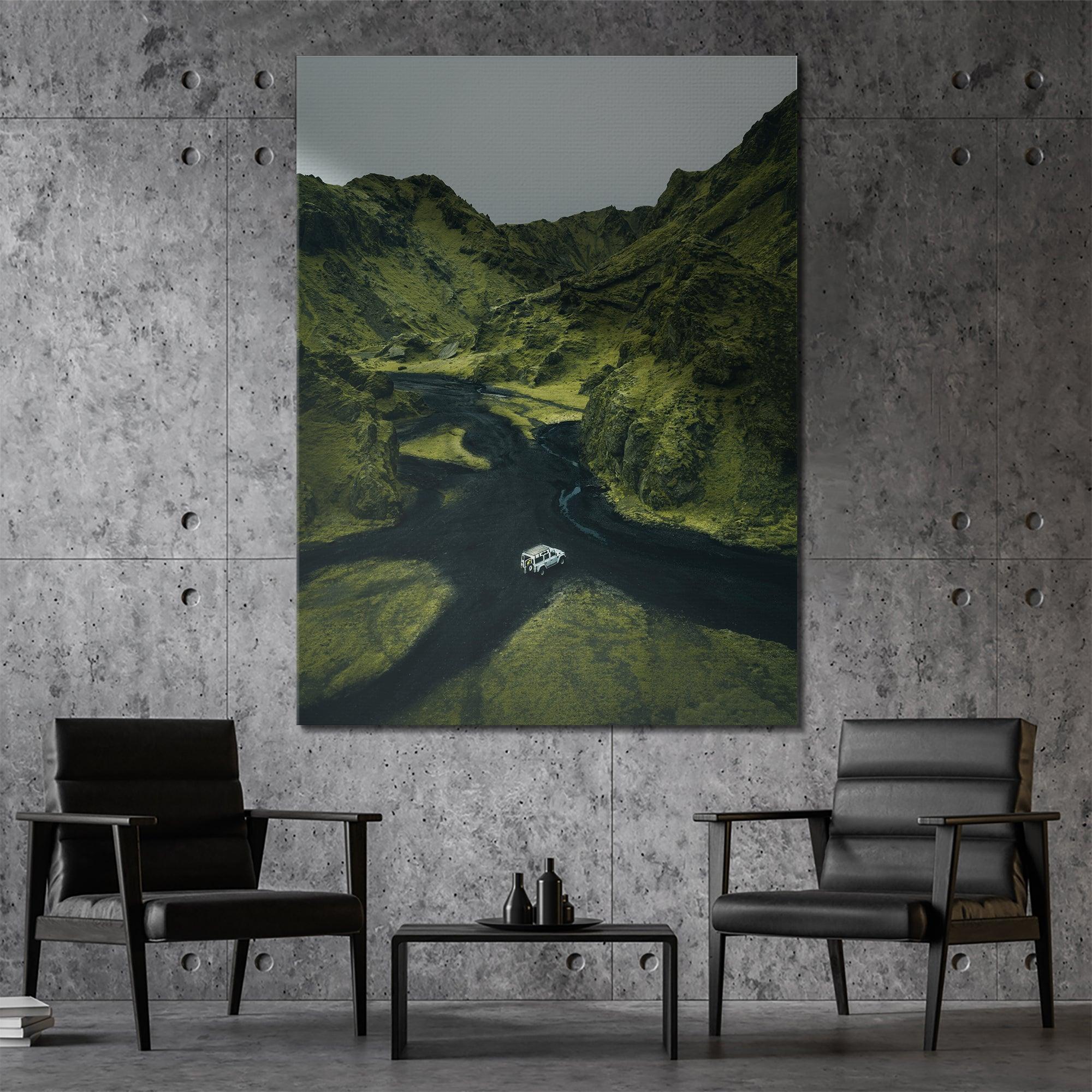 Adventure Awaits - IKONICK - Frederik Opdeweegh