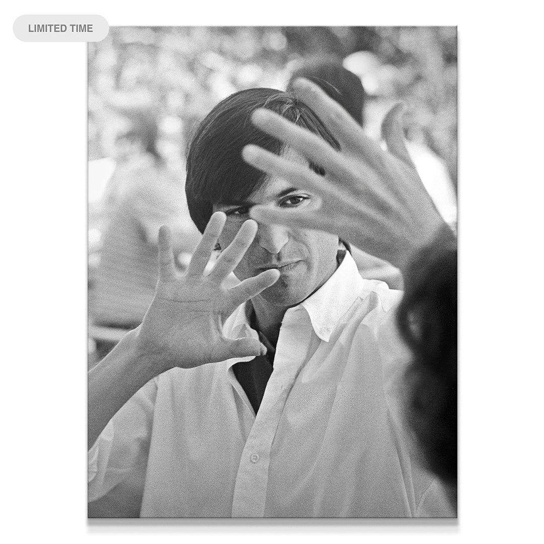 Outside The Box - IKONICK - Steve Jobs